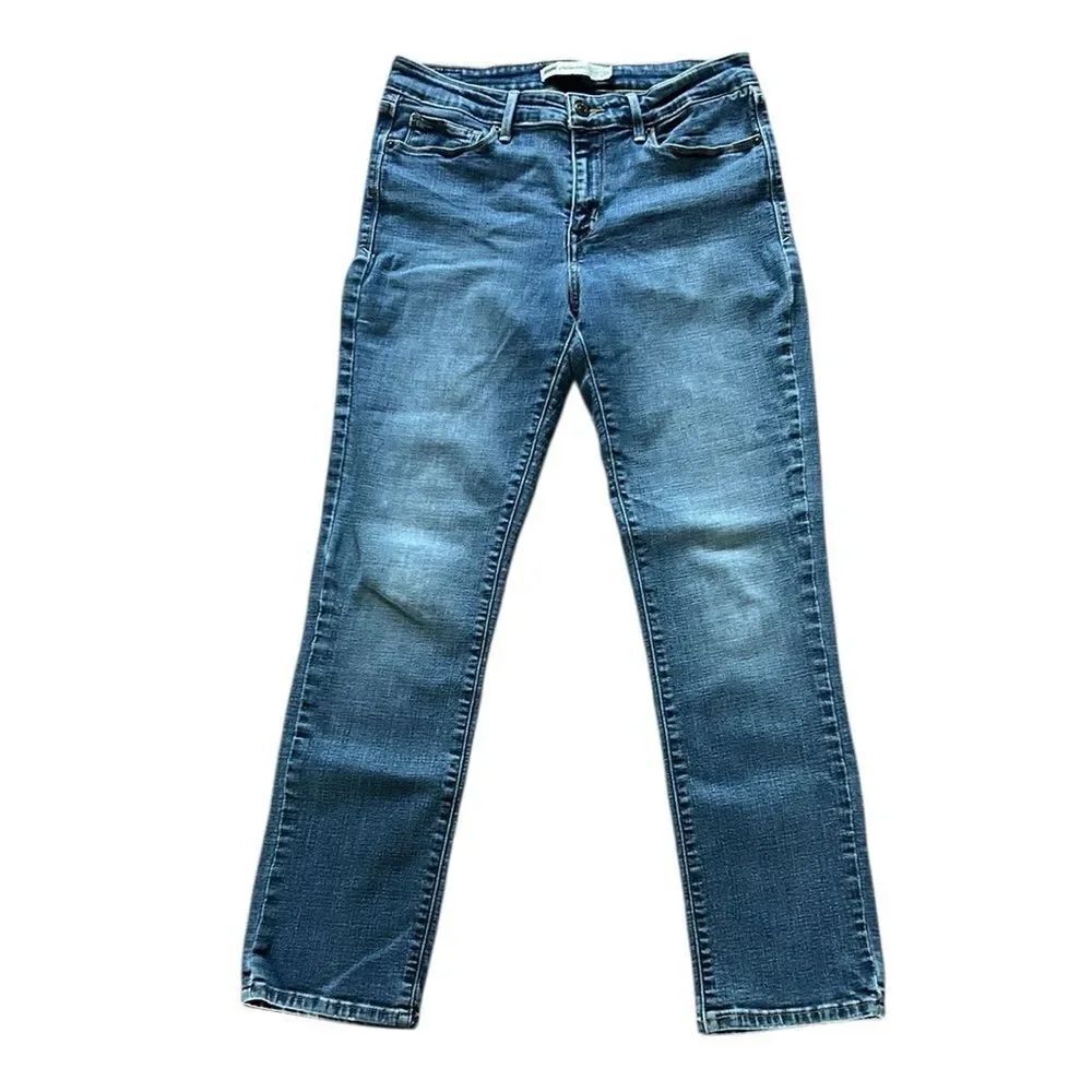 Levi's Mid Rise Skinny‎ Jeans
